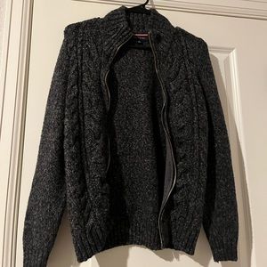 Tommy Hilfiger sweater